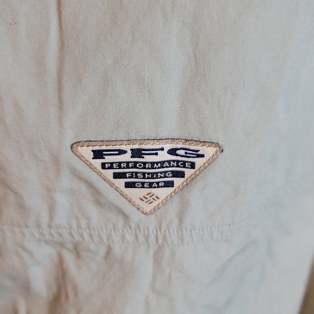 Columbia PFG Pull Over with Embroidered Large Mouth Bass Men's Size Large - Picture 6 of 9